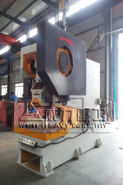 國(guó)標(biāo)型100噸深喉沖床