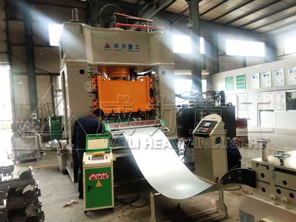 315噸閉式框架式液壓沖床